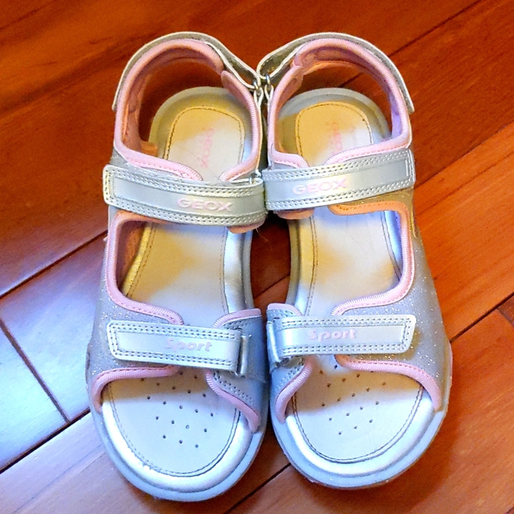 Girl's GEOX Light-Up Sandals